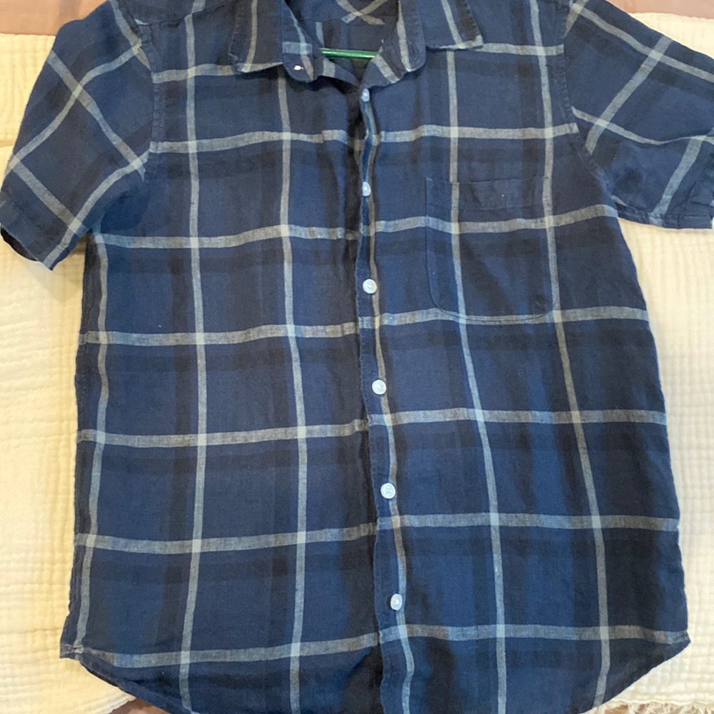 Everlane linen button down